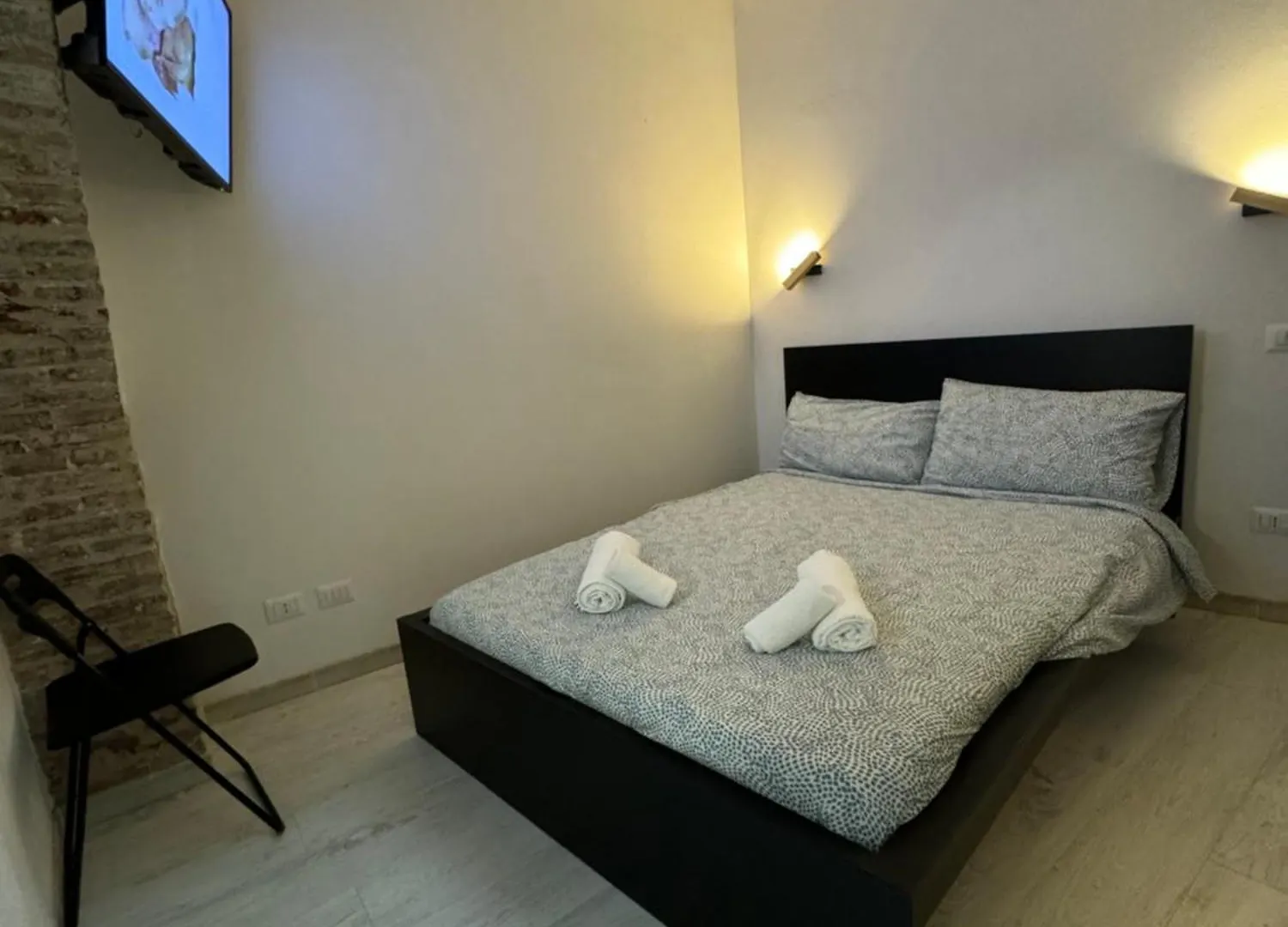 Olinad Rooms Castelbuono  Couette-café